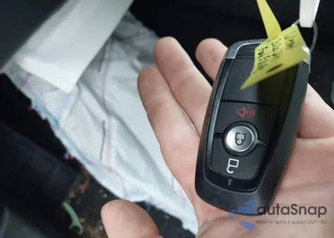 2020 Ford Escape Se z USA, uszkodzony, nr VIN 1FMCU9G63LUB80261